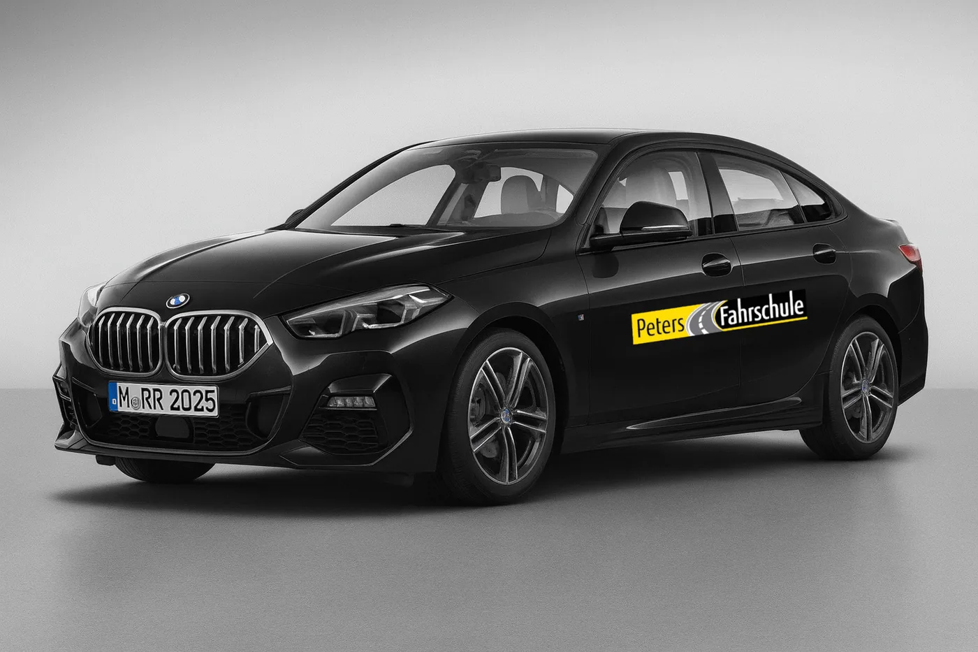 Fahrschulauto BMW 218i Gran Coupe - Peters Fahrschule München